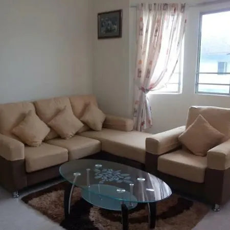 D'Puncak Arabella Muslim Homestay Cameron Highlands Exterior photo